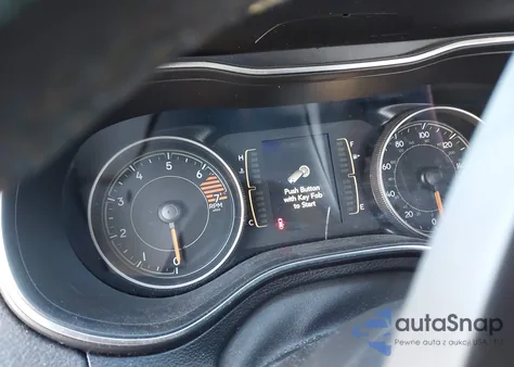 2020 Jeep Cherokee Latitude Plus 4X4 from USA, damaged, VIN 1C4PJMLB6LD506543